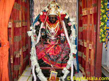 bhuvaneswari amman in Lakshmi Ganapati Temple © BayMasala.com